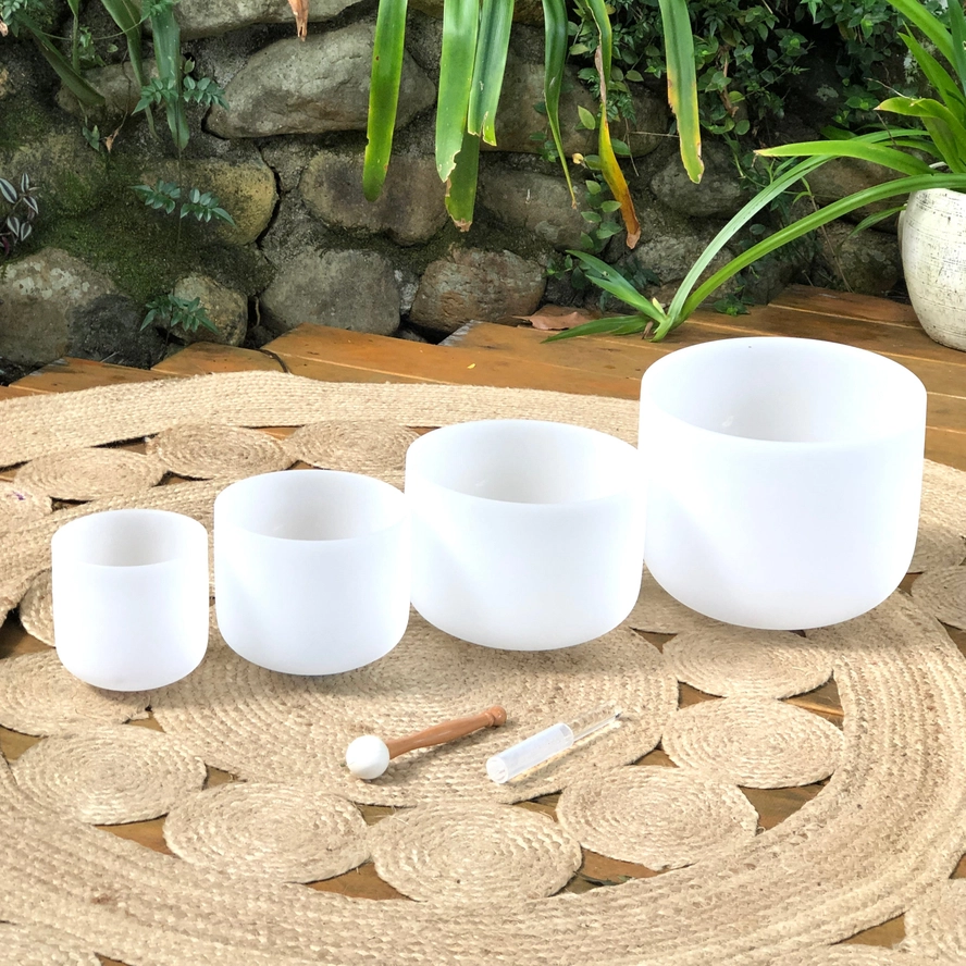 Set of 4 White Crystal Singing Bowls with Beige Carry Bag | Quartz Sound Healing Meditation Bowl Set - Image 3