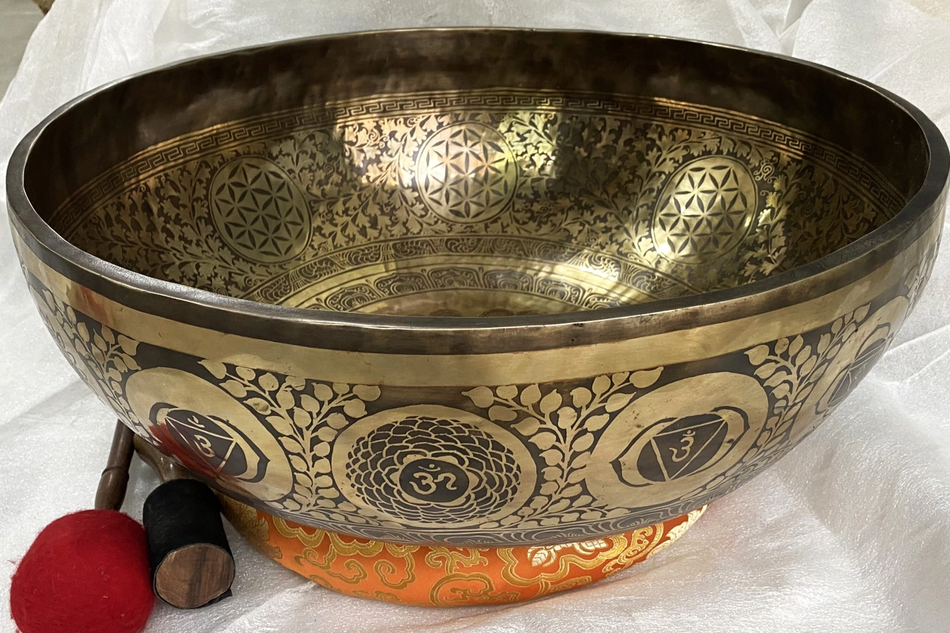 24 Inch Extra Large Buddha Foot Carved Singing Bowl - Image 7