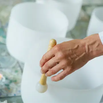 12"Frosted White Crystal Singing Bowl | Quartz Sound Healing Meditation Bowl Note B - Image 3