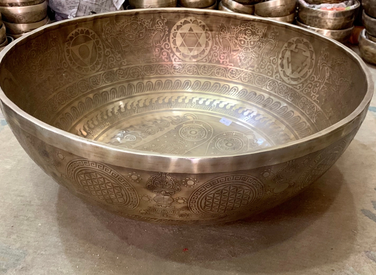 12" Buddha Feet Singing Bowl with 8 Lucky Symbols - Image 3
