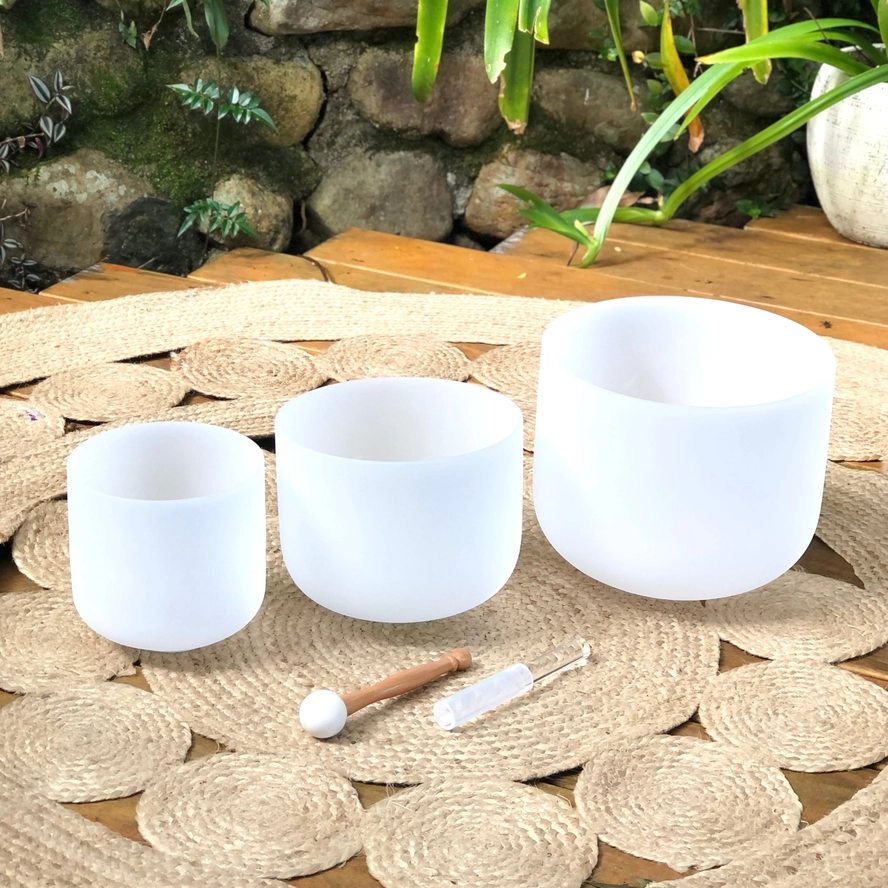 Set of 3 White Crystal Singing Bowls with Beige Carry Bag | Quartz Sound Healing Meditation Bowl Set - Image 4