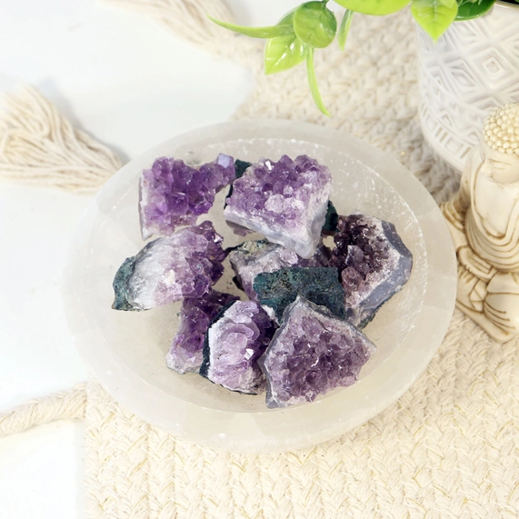 Amethyst Mini Crystal Clusters (Pack of 10) - Image 7