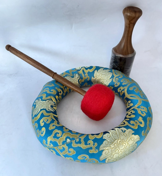 Buddha Feet Carved Tibetan Singing Bowl For Chakra Healing - Image 10