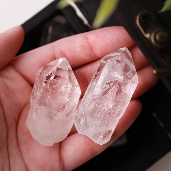 Natural Clear Quartz Crystal Points (Pack of 10) - Image 4
