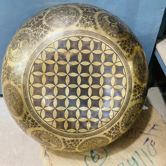 Extra Large Tibetan Singing Bowl For Meditation and Healing - Image 2