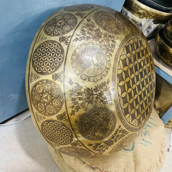 Extra Large Tibetan Singing Bowl For Meditation and Healing - Image 3