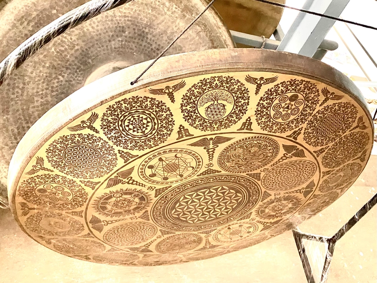 Handcrafted Tibetan Meditation Sound Healing Gong - Image 4