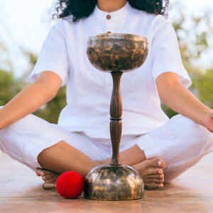 Handmade Double Chalice Singing Bowl: 7-Metal Chakra Healing - C & F Notes - Image 7