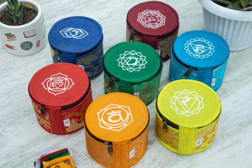 Handmade Tibetan Chakra Singing Bowl Set For Meditation