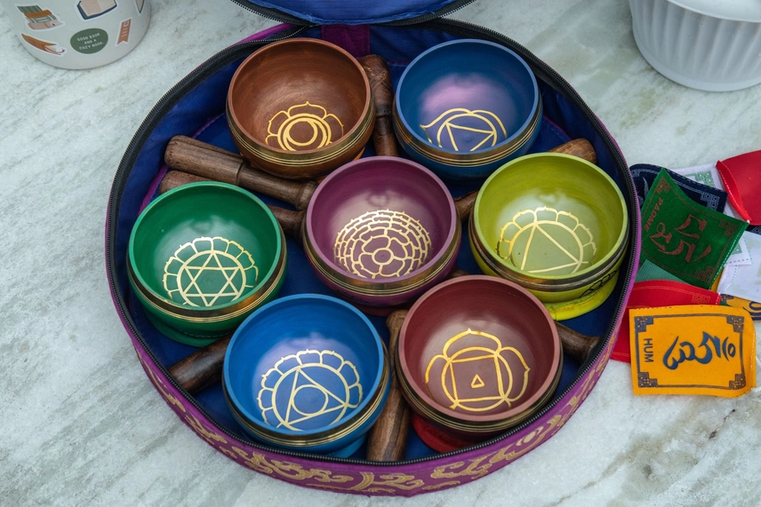 Handmade Tibetan Chakra Singing Bowl Set For Meditation - Image 2