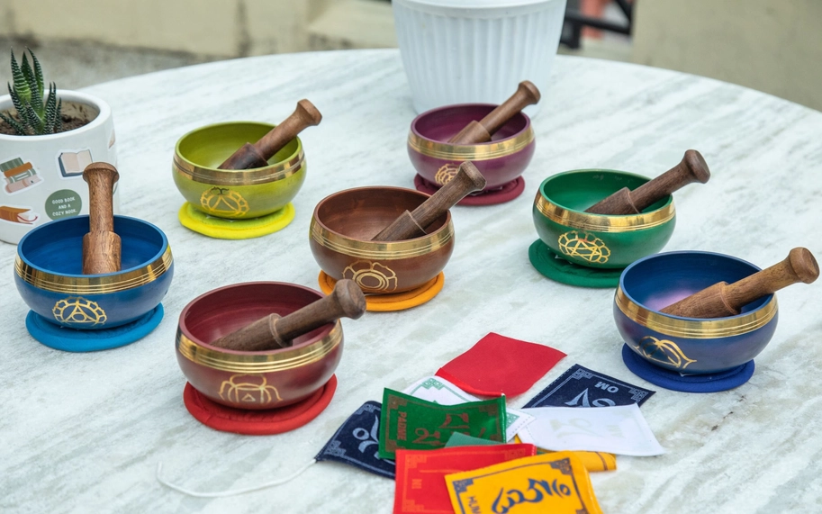 Handmade Tibetan Chakra Singing Bowl Set For Meditation - Image 3