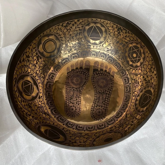 Large Flower of Life Singing Bowl Deep Sound Therapy (15-24 Inches) - Image 6