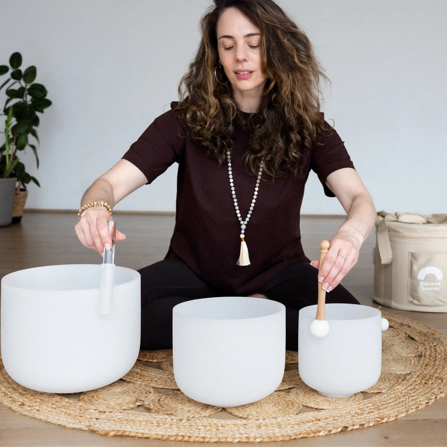 Set of 3 White Crystal Singing Bowls with Beige Carry Bag | Quartz Sound Healing Meditation Bowl Set - Image 6